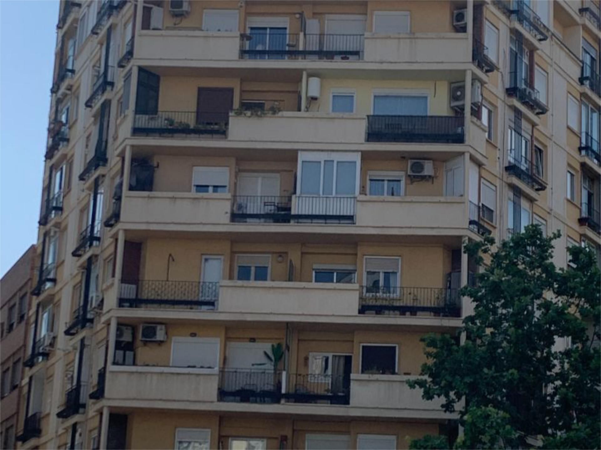 Exterior view of Flat for sale in  Valencia Capital  with Air Conditioner, Parquet flooring and Terrace