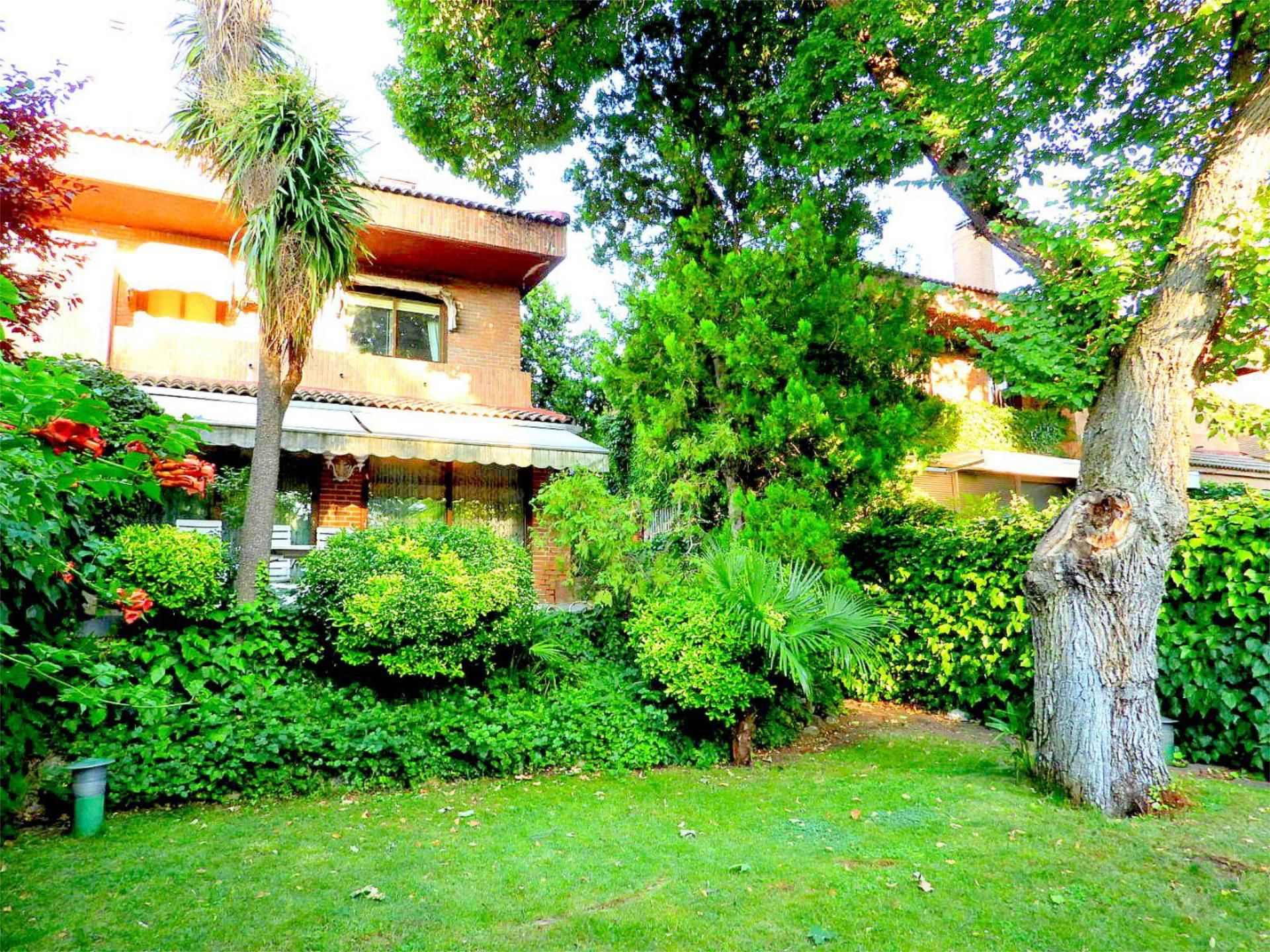 Garden of House or chalet for sale in Pozuelo de Alarcón  with Air Conditioner, Heating and Private garden