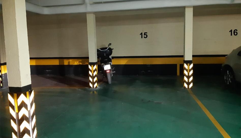 Photo 1 of Garage to rent in Calle de Cristóbal Bordiú, 31, Ríos Rosas - Nuevos Ministerios, Madrid