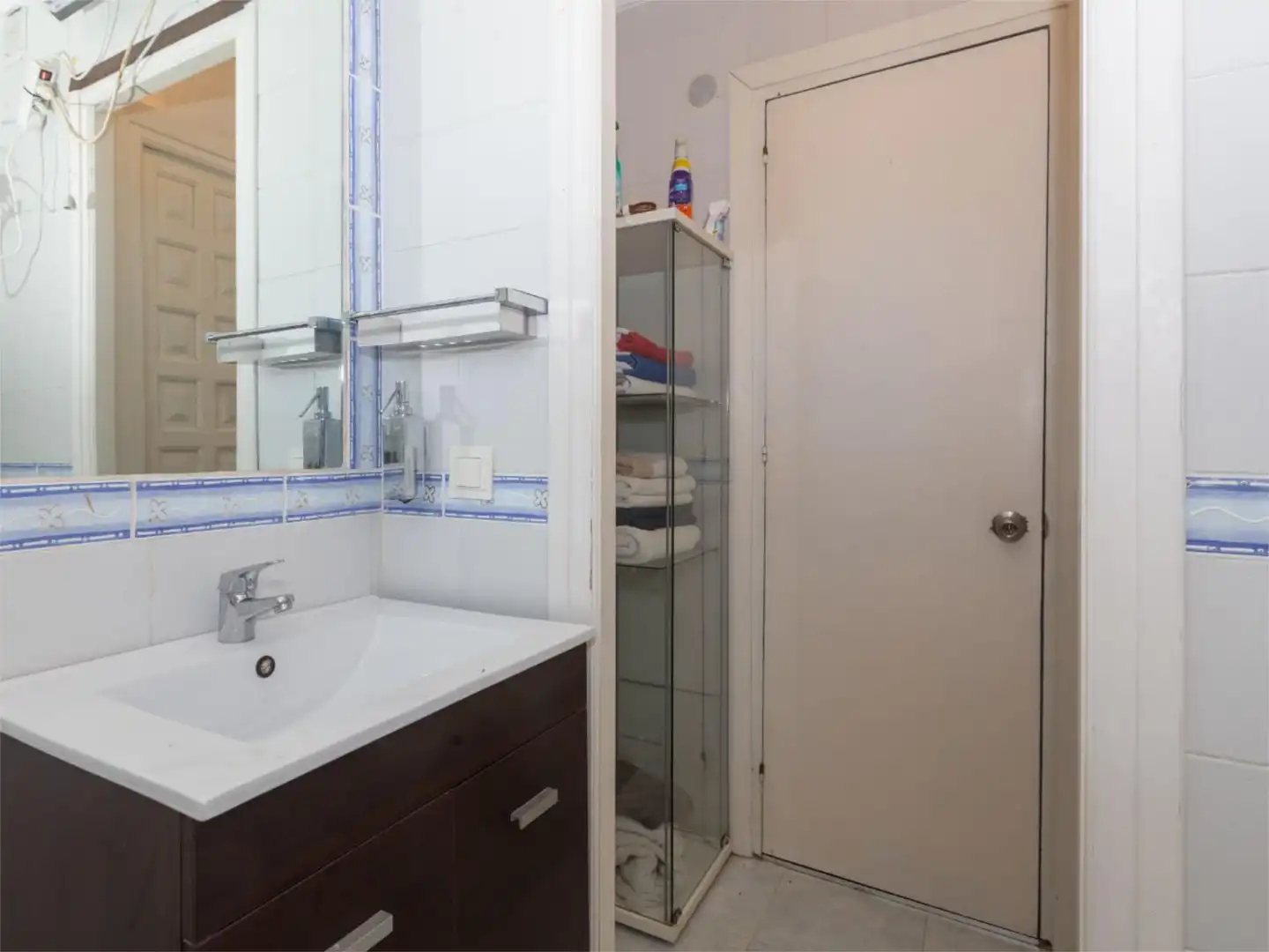 Bathroom of Flat for sale in Mijas  with Air Conditioner, Terrace and Storage room