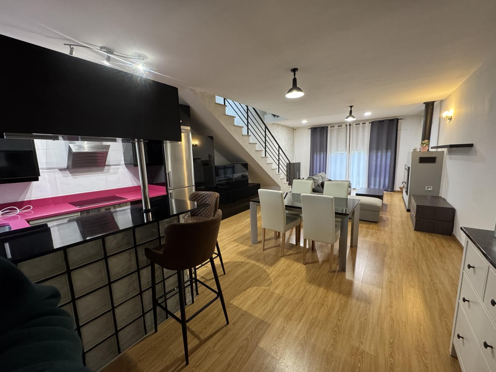 Casa o xalet en venda en Cazalegas amb Aire condicionat i Terrassa