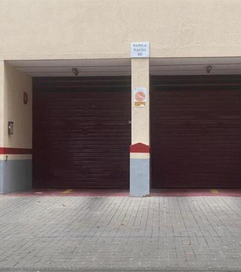 Foto 2 de Garatge de lloguer a Bellvitge, Barcelona