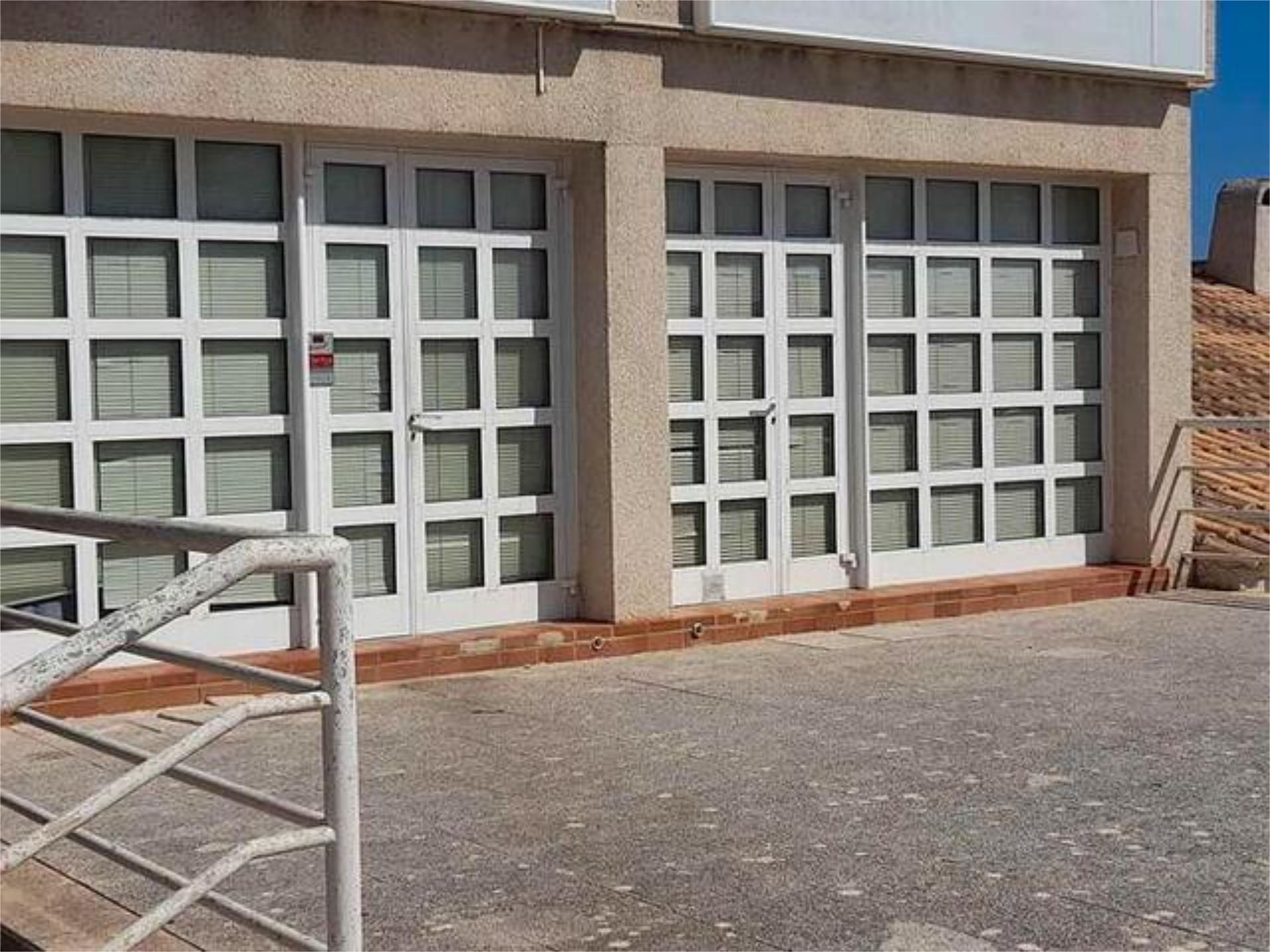 Vista exterior de Local de alquiler en Es Mercadal con Aire acondicionado