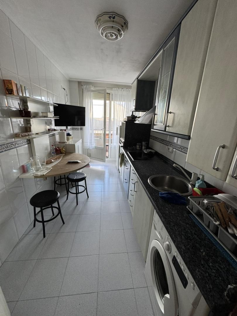 Cuina de Pis en venda en Santurtzi  amb Terrassa