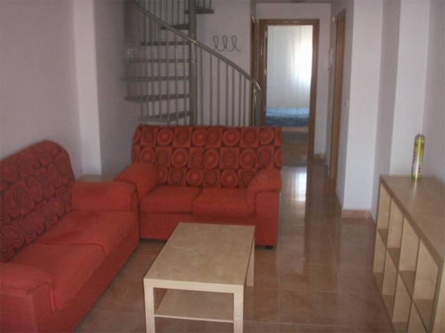 Piso en Alquiler en Calle Rosario, 57 en La Ñora