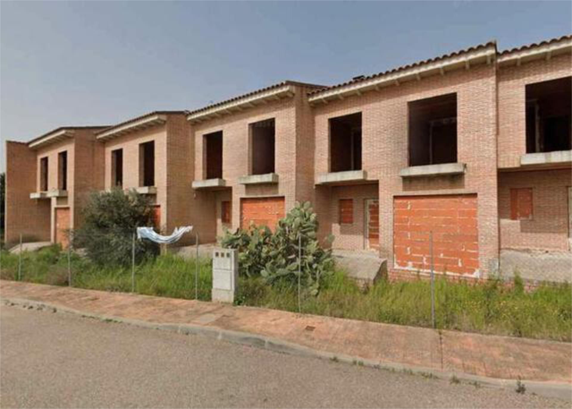 Exterior view of Single-family semi-detached for sale in Montearagón  with Private garden