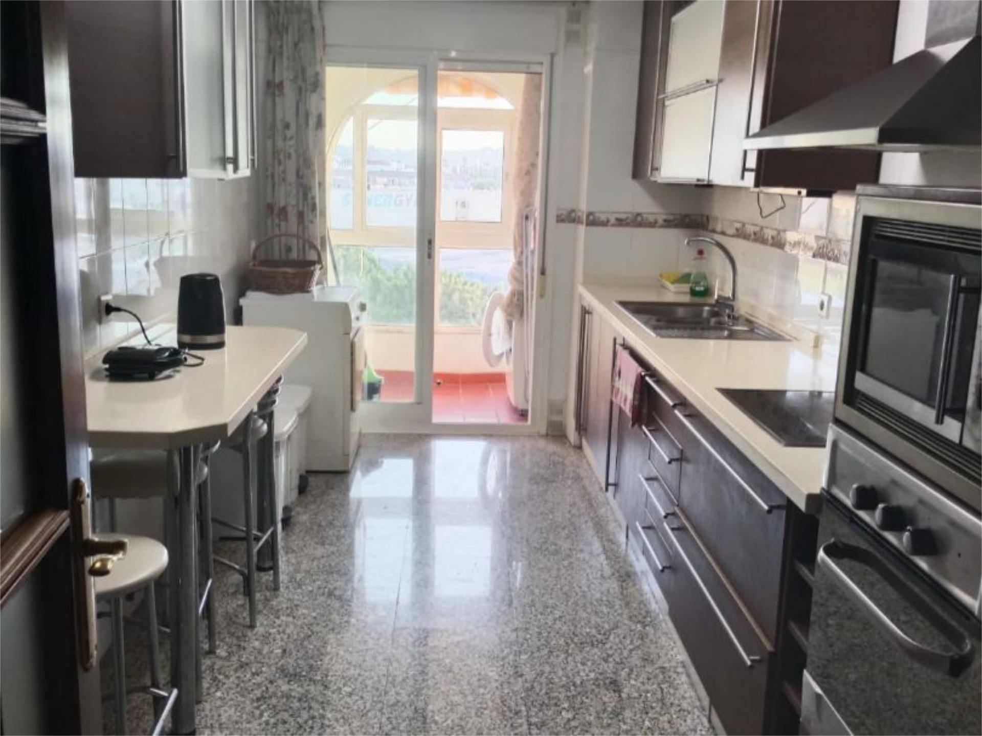 Cuina de Pis per a compartir en Fuengirola amb Terrassa, Moblat i Balcó