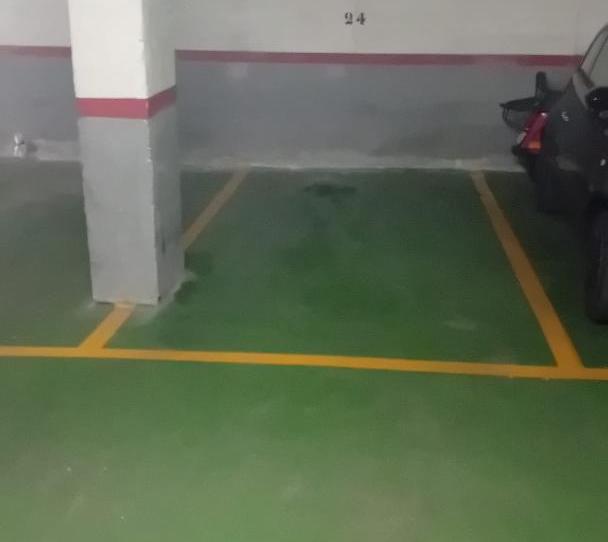 Foto 1 de Garaje de alquiler en Carrer de Miquel Ribes Llopis, 7, Centre, Barcelona