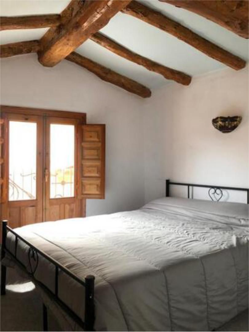 Bedroom of House or chalet to rent in Ademuz  with Furnished
