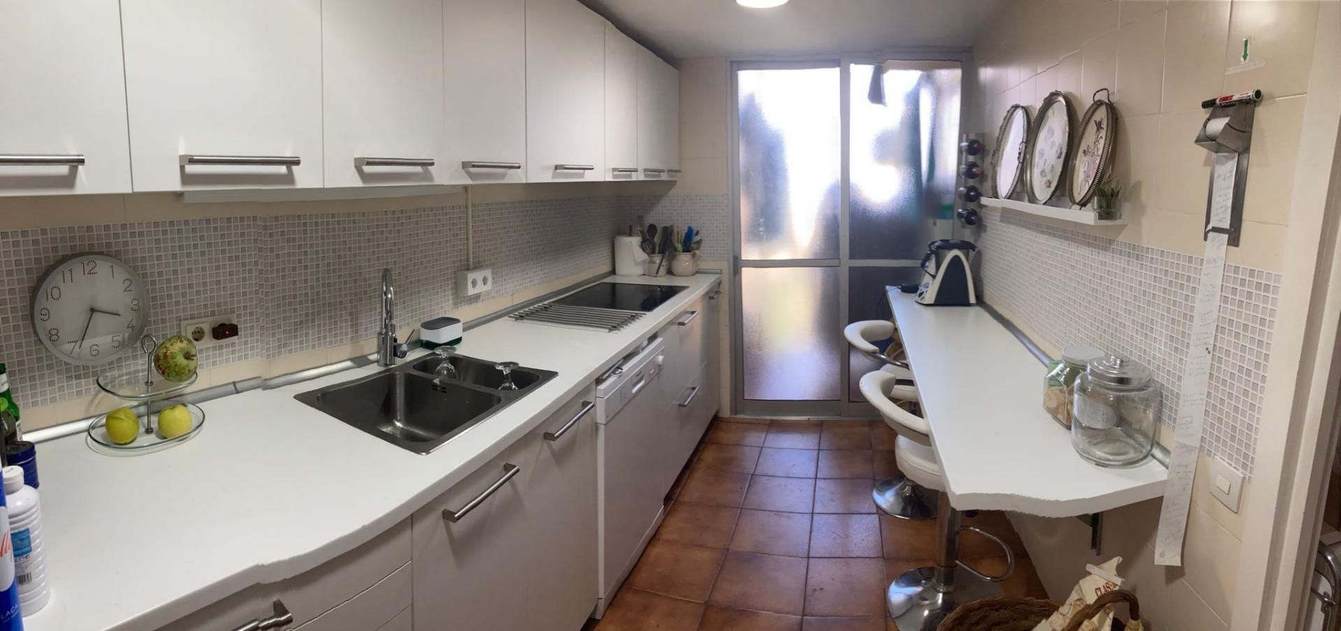 Kitchen of Flat for sale in  Sevilla Capital  with Air Conditioner, Storage room and Community parking