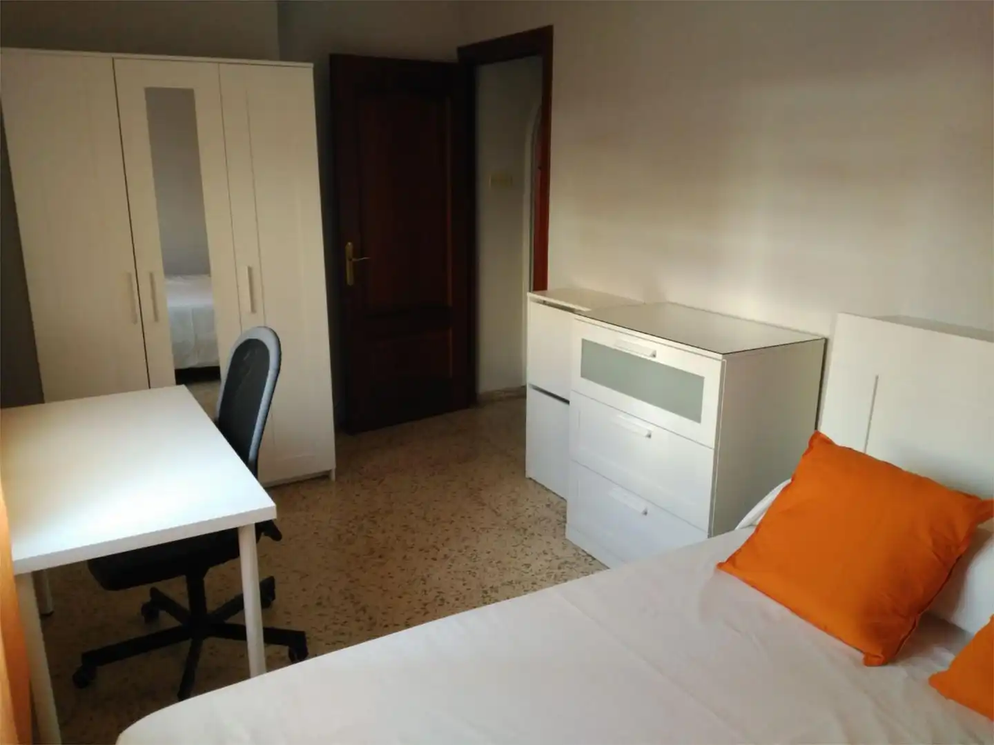 Habitació a Calle las Palomas, 10, Pago San José - Princi - Jerez Habitació a Calle las Palomas, 10, Pago San José - Princi - Jerez