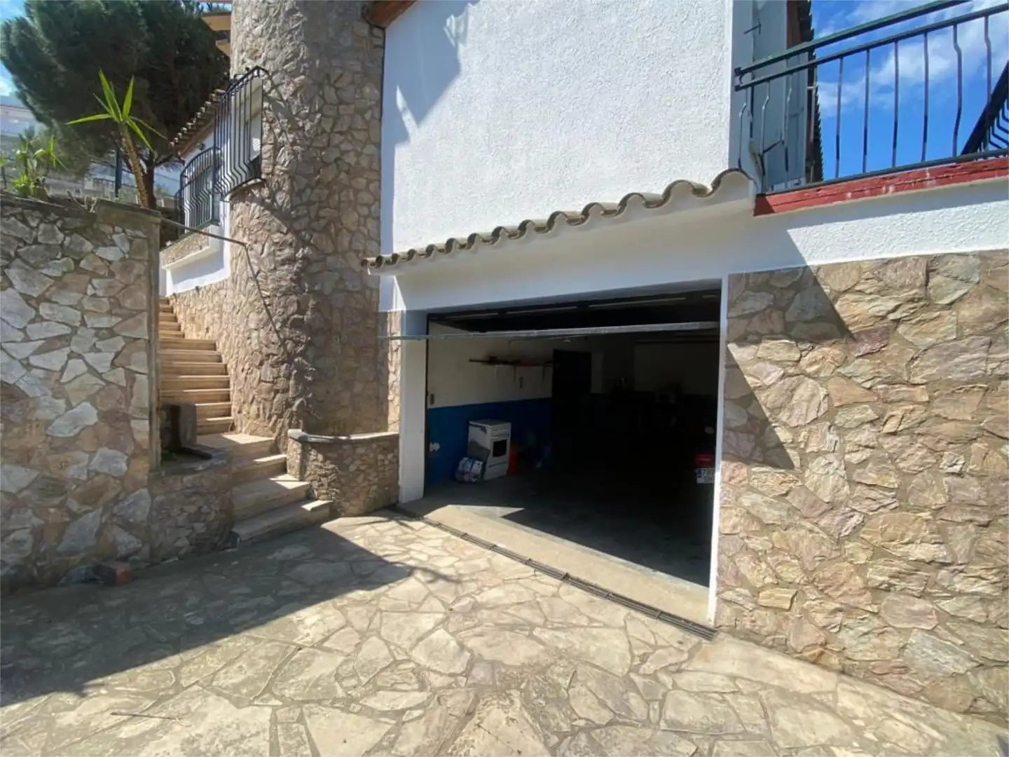 Houses for sale in Carrer Víctor Català, 21, Almadrava - Canyelles - Puig-Rom Exterior view of Houses for sale in Roses with Air Conditioner, Terrace and Swimming Pool