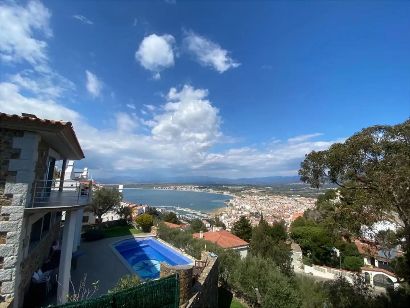 Houses for sale in Carrer Víctor Català, 21, Almadrava - Canyelles - Puig-Rom Exterior view of Houses for sale in Roses with Air Conditioner, Terrace and Swimming Pool