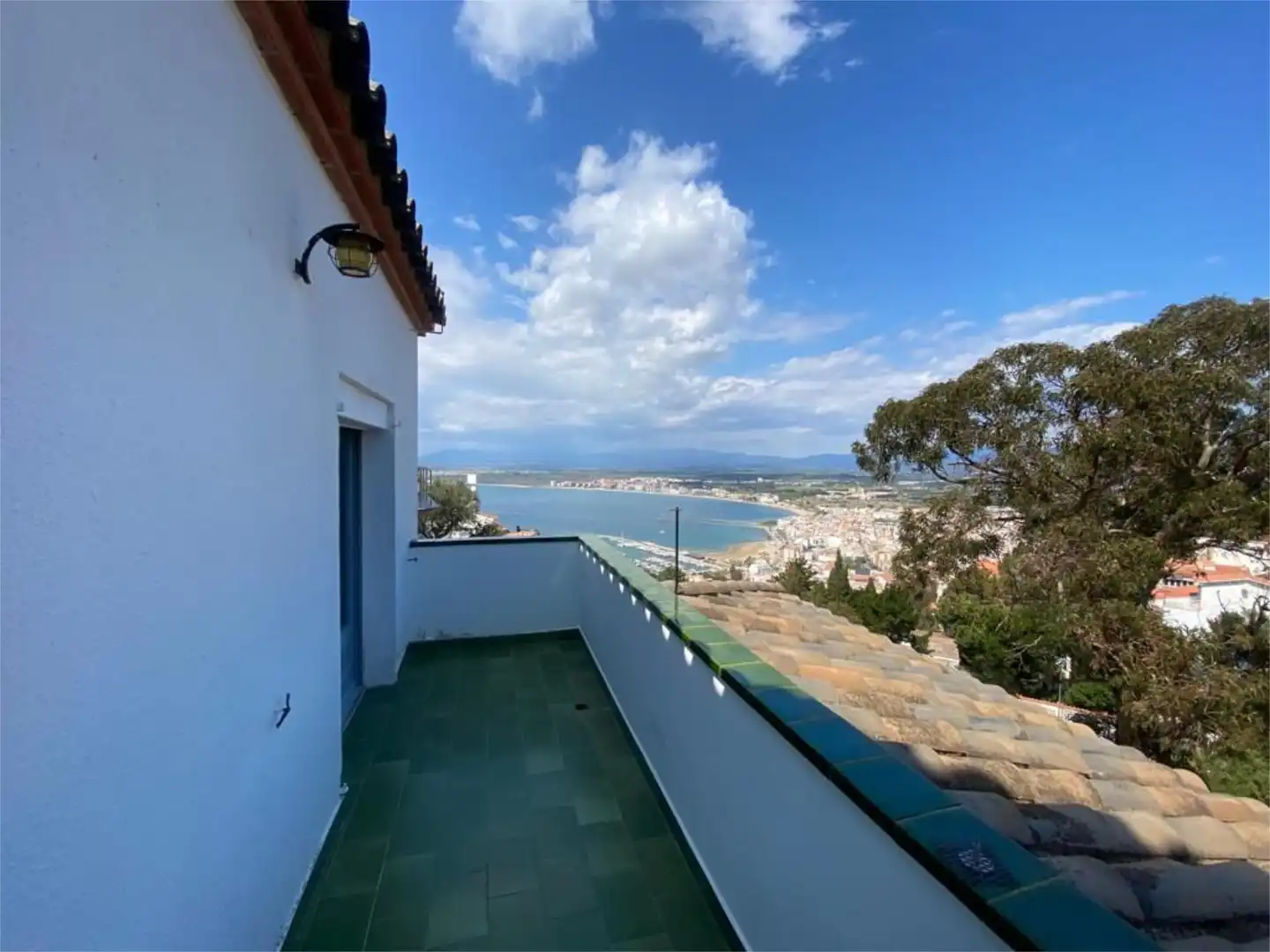 Houses for sale in Carrer Víctor Català, 21, Almadrava - Canyelles - Puig-Rom Exterior view of Houses for sale in Roses with Air Conditioner, Terrace and Swimming Pool
