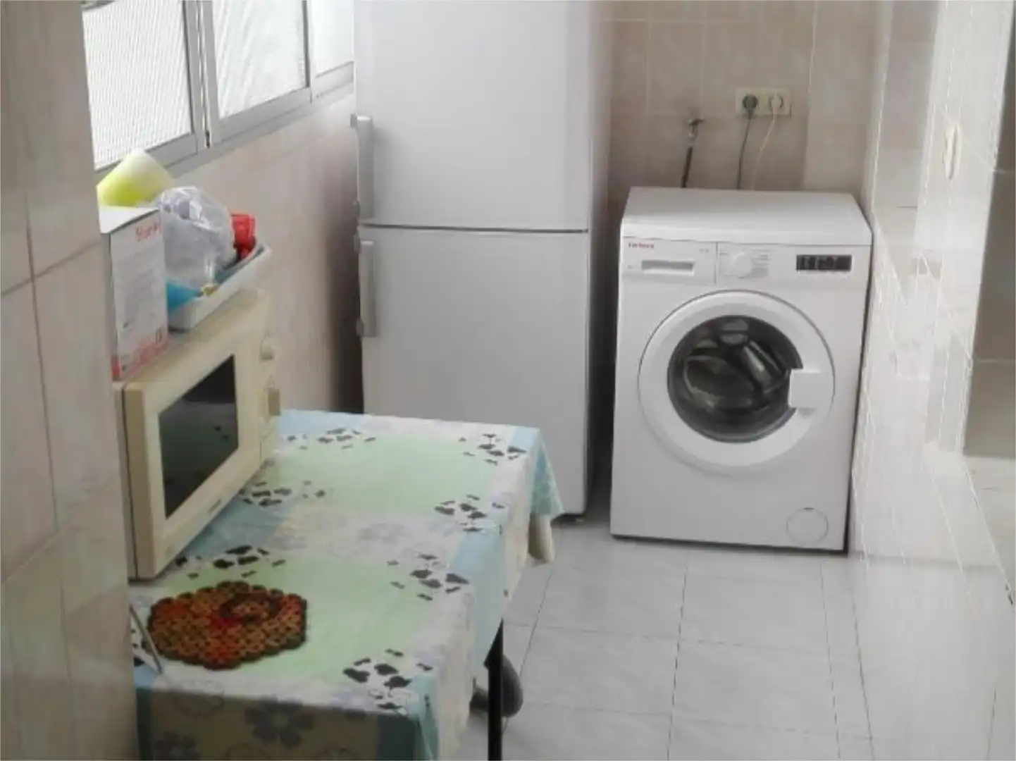 Kitchen of Flat for rent in Sevilla  with Air Conditioner, Heating and Terrace