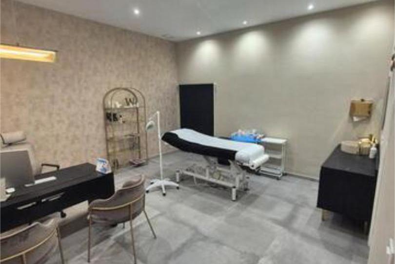 Office to rent in Núcleo urbano, Cádiz - image 1 Photo 1 of Office to rent in Núcleo urbano, Cádiz