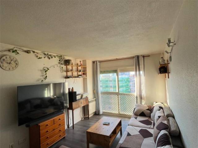 Piso en Venta en Calle Chantada, 40 en Peñagrande