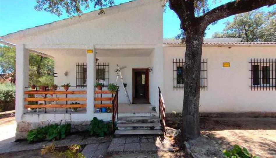 Foto 1 de Casa adosada en venda a Las Zorreras - Monte Encinar, Madrid