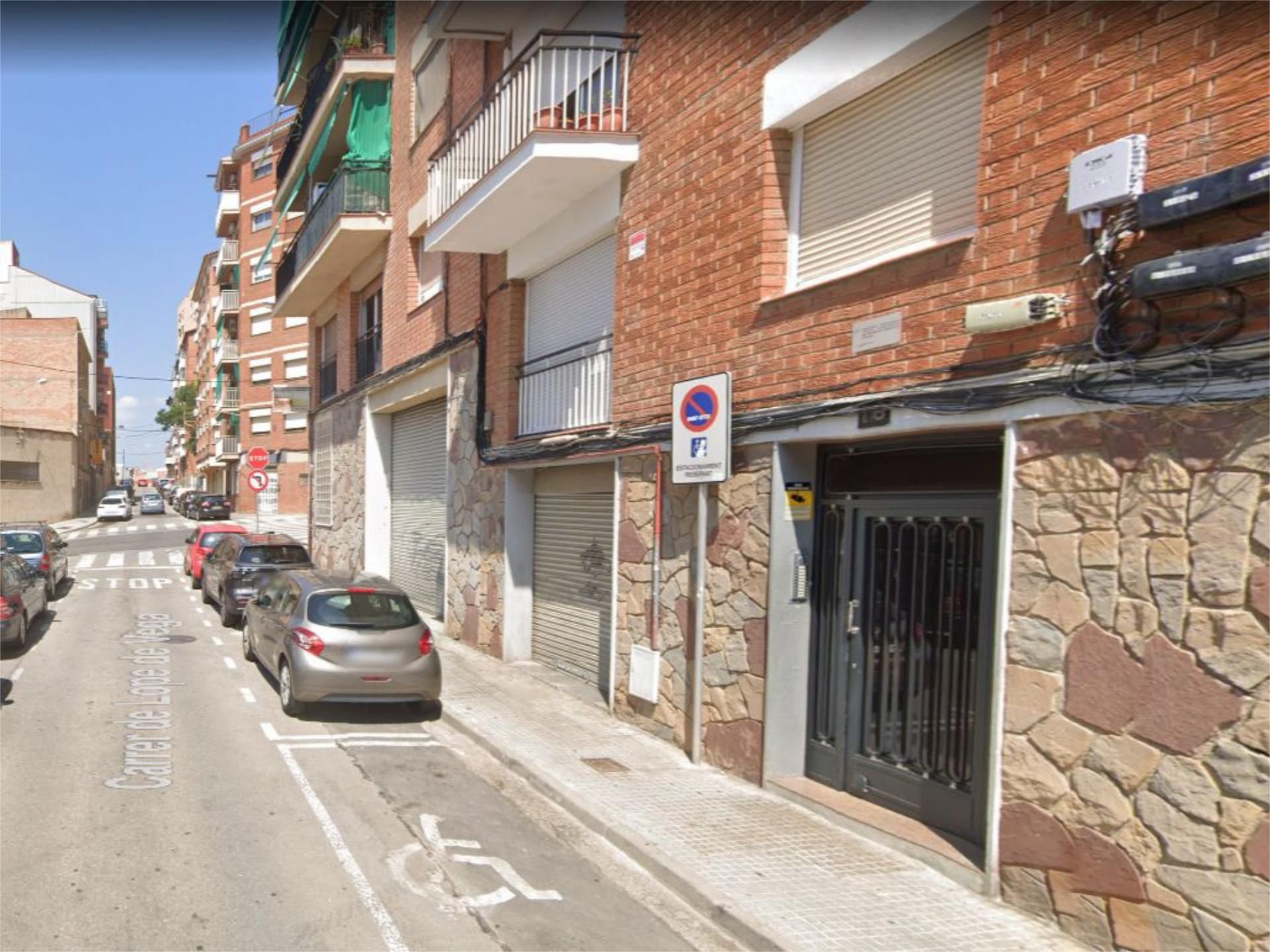 Exterior view of Flat for sale in Rubí