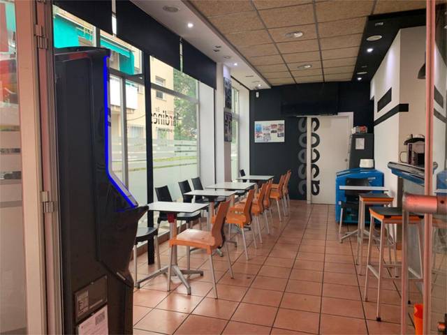 Local comercial en Alquiler en Ronda de Collsalarca, 248 en Can Deu