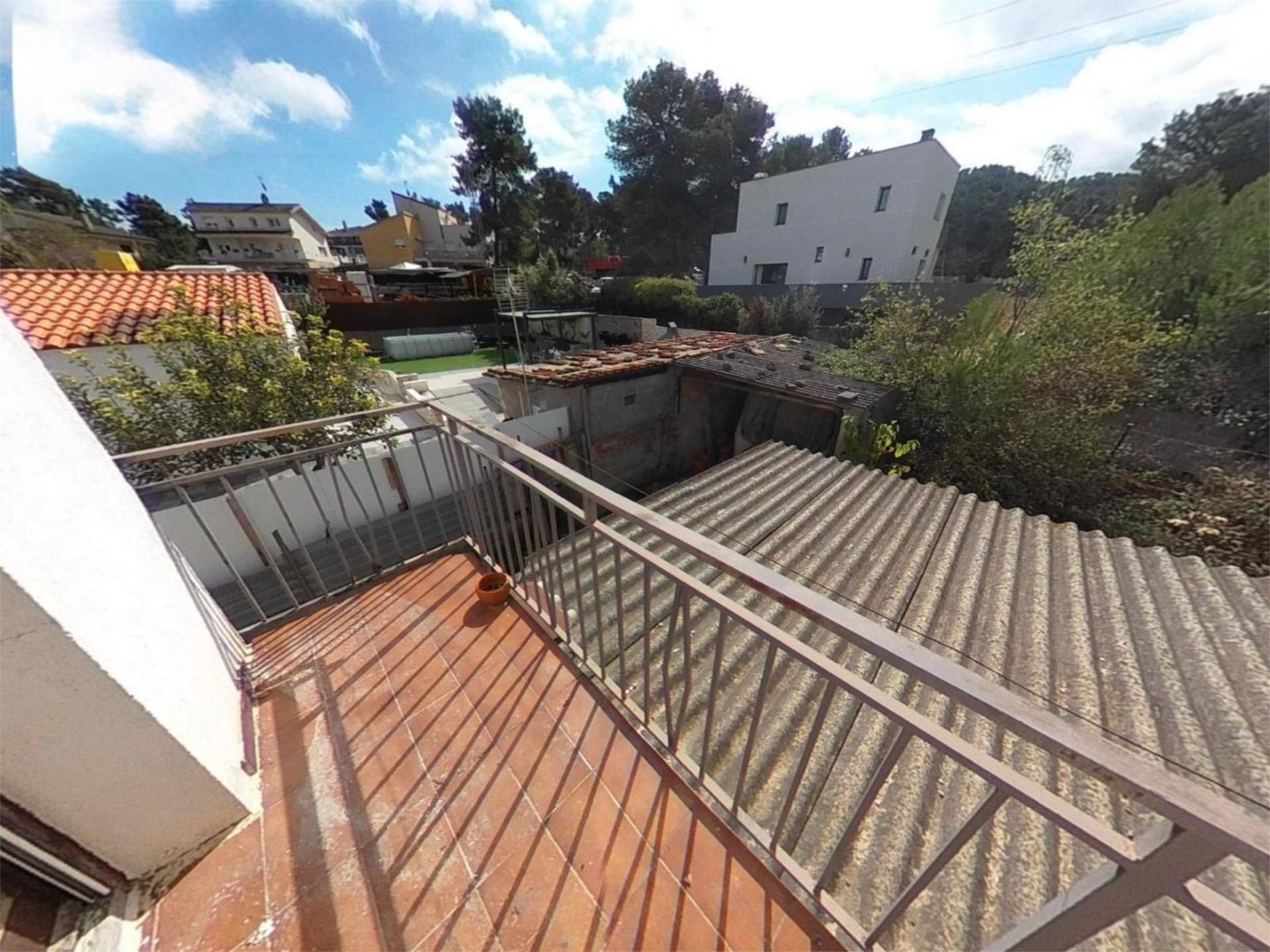 Terrassa de Casa o xalet en venda en Vallirana amb Terrassa i Balcó