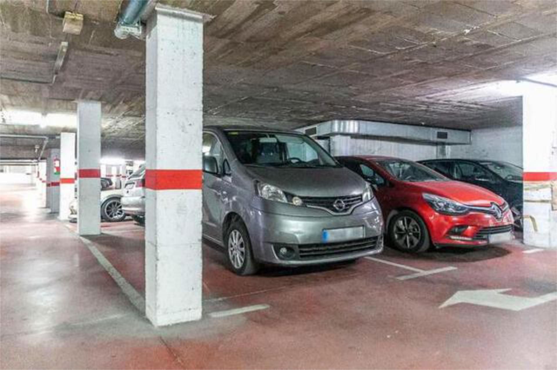 Parking of Apartment for sale in Benalmádena  with Terrace and Swimming Pool