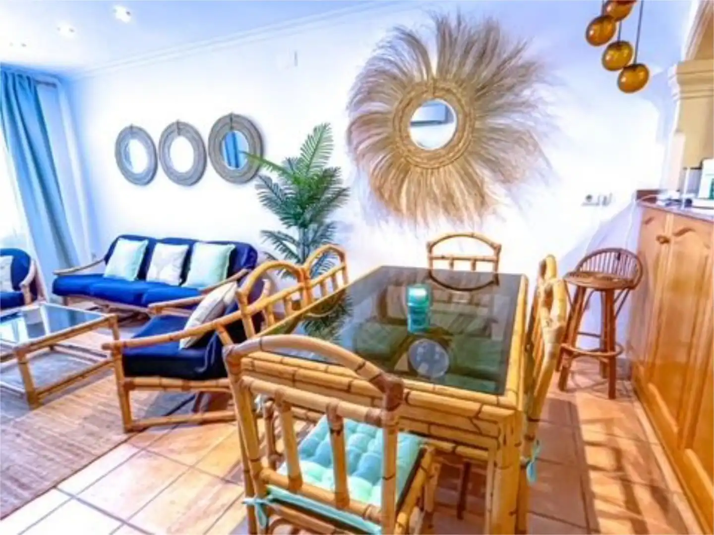 Apartments for rent in Carretera de les Marines a Dénia, 92, Les Bassetes - El Marjal Dining room of Apartments for rent in Dénia with Air Conditioner, Heating and Private garden