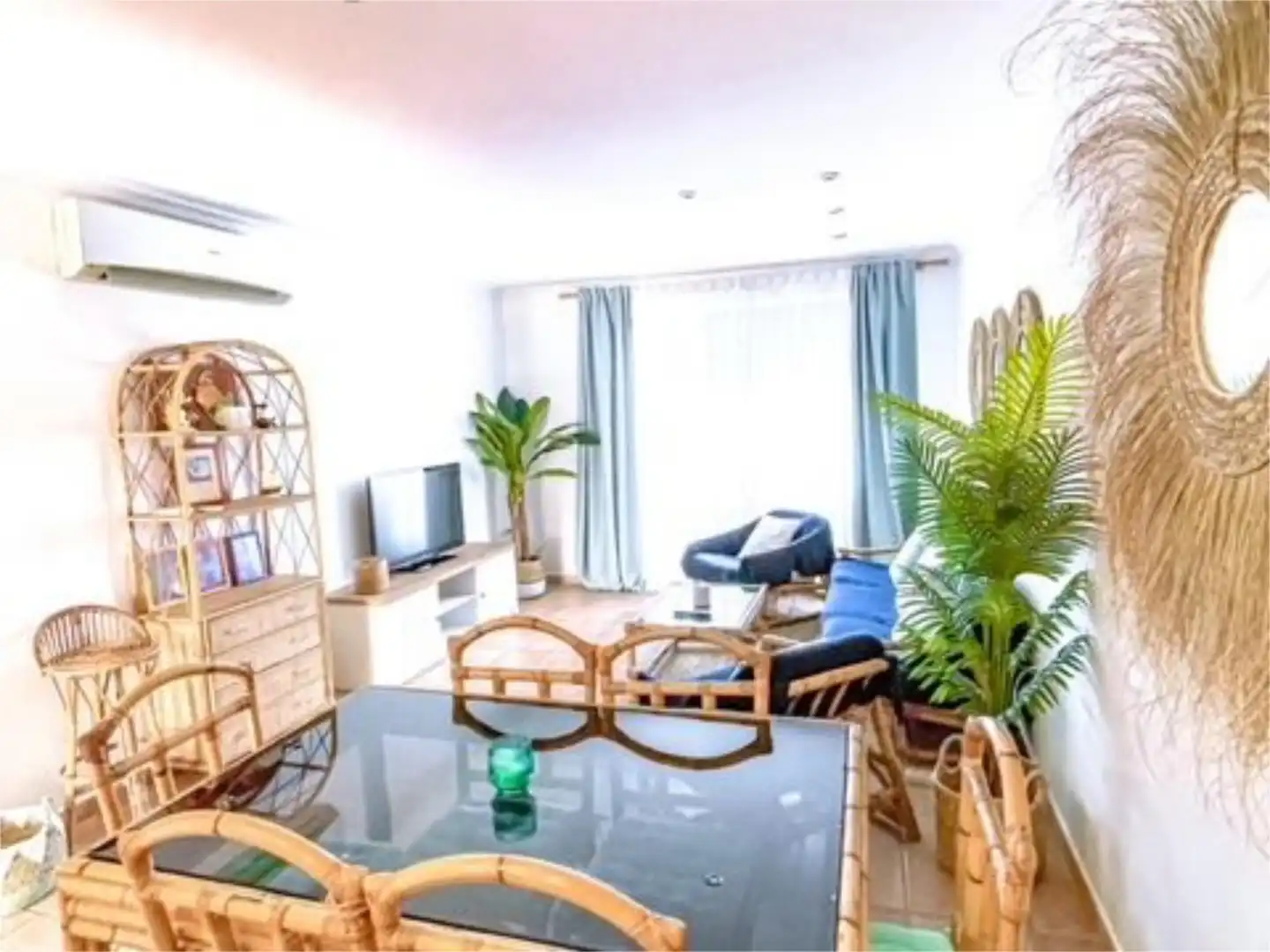 Apartments for rent in Carretera de les Marines a Dénia, 92, Les Bassetes - El Marjal Living room of Apartments for rent in Dénia with Air Conditioner, Heating and Private garden