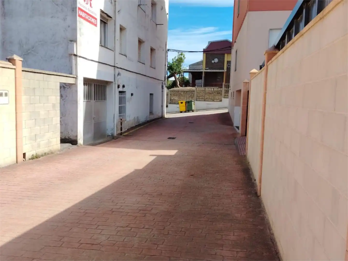 Vista exterior de Local en venta en Burela con Amueblado