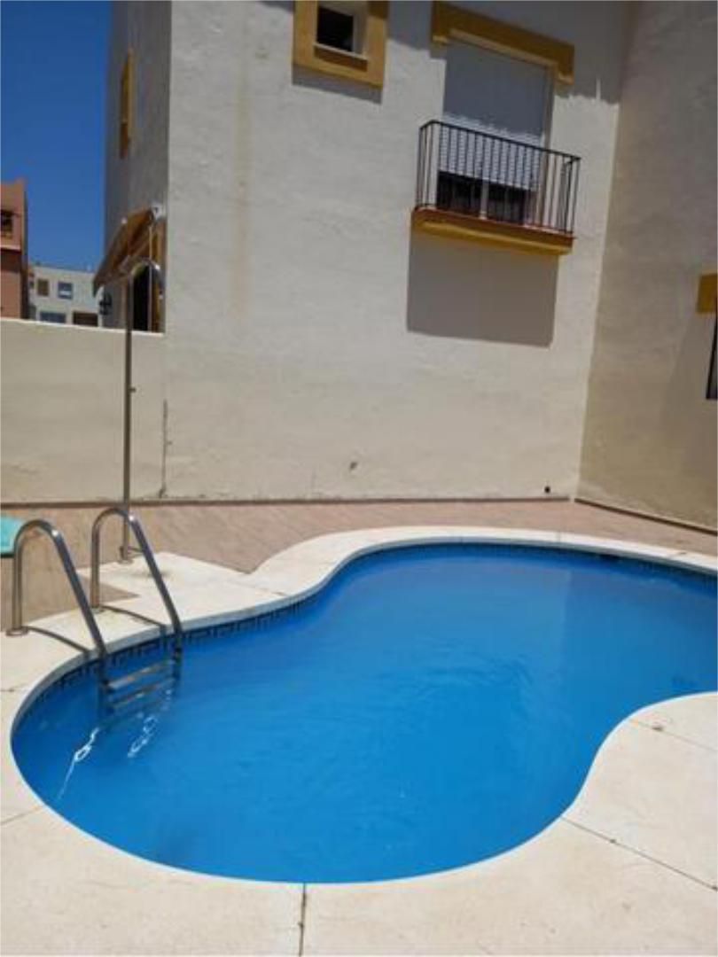 Piscina de Casa o chalet de alquiler en Estepona con Calefacción, Terraza y Piscina