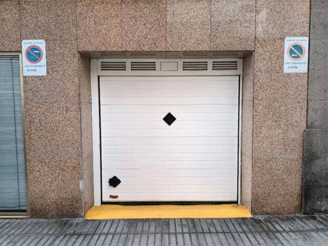 Garaje en Alquiler en Alcaravaneras