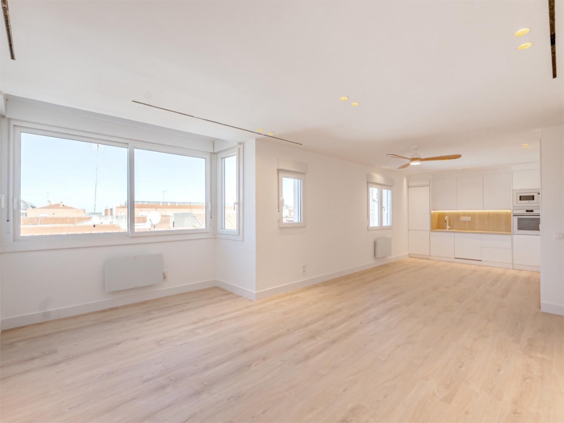 Living room of Flat for sale in Aranjuez  with Terrace