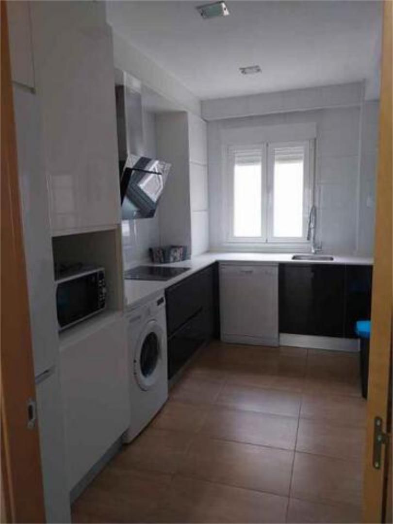 Kitchen of Flat to rent in Zamora Capital   with Heating, Private garden and Furnished