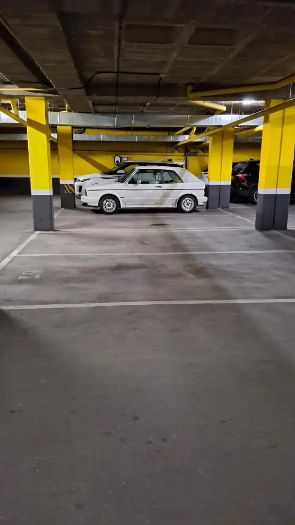 Garage zum Verkauf in Avenida Principe de Asturias, 16, Zona Monte El Pilar Parkplatz von Garage zum Verkauf in Majadahonda