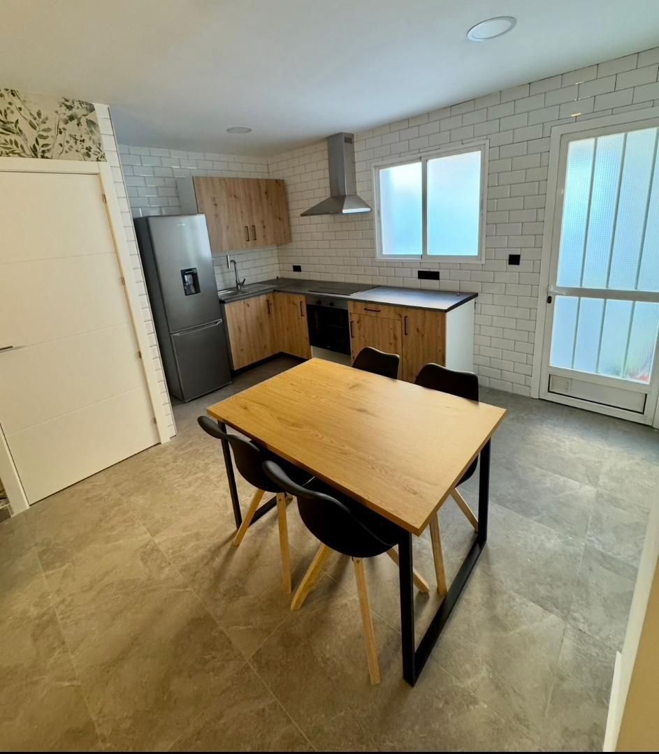 Kitchen of House or chalet to rent in  Granada Capital  with Air Conditioner, Terrace and Balcony