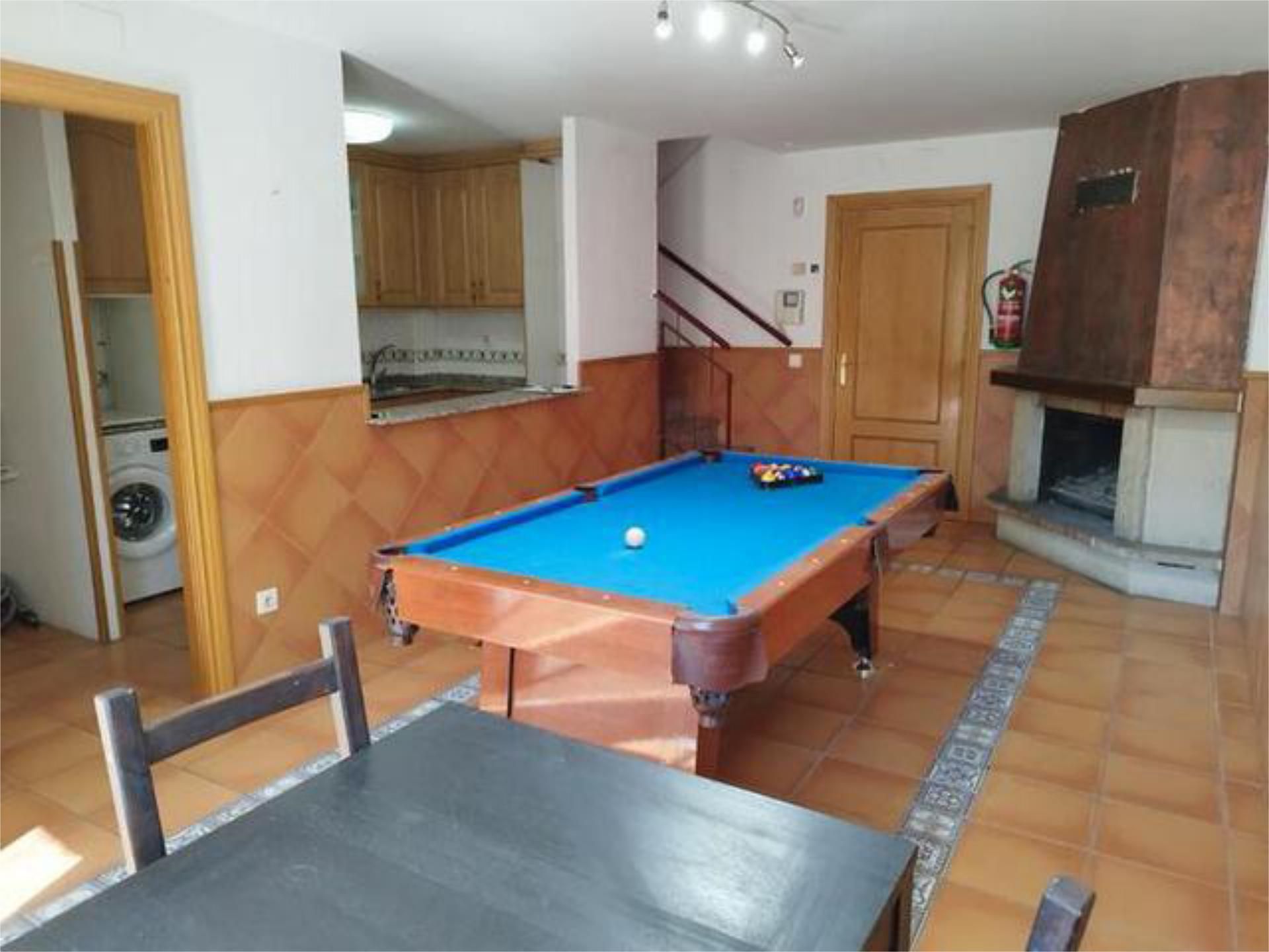 Casa adosada en venda a Villamediana de Iregua Casa adosada en venda en Villamediana de Iregua amb Terrassa i Piscina