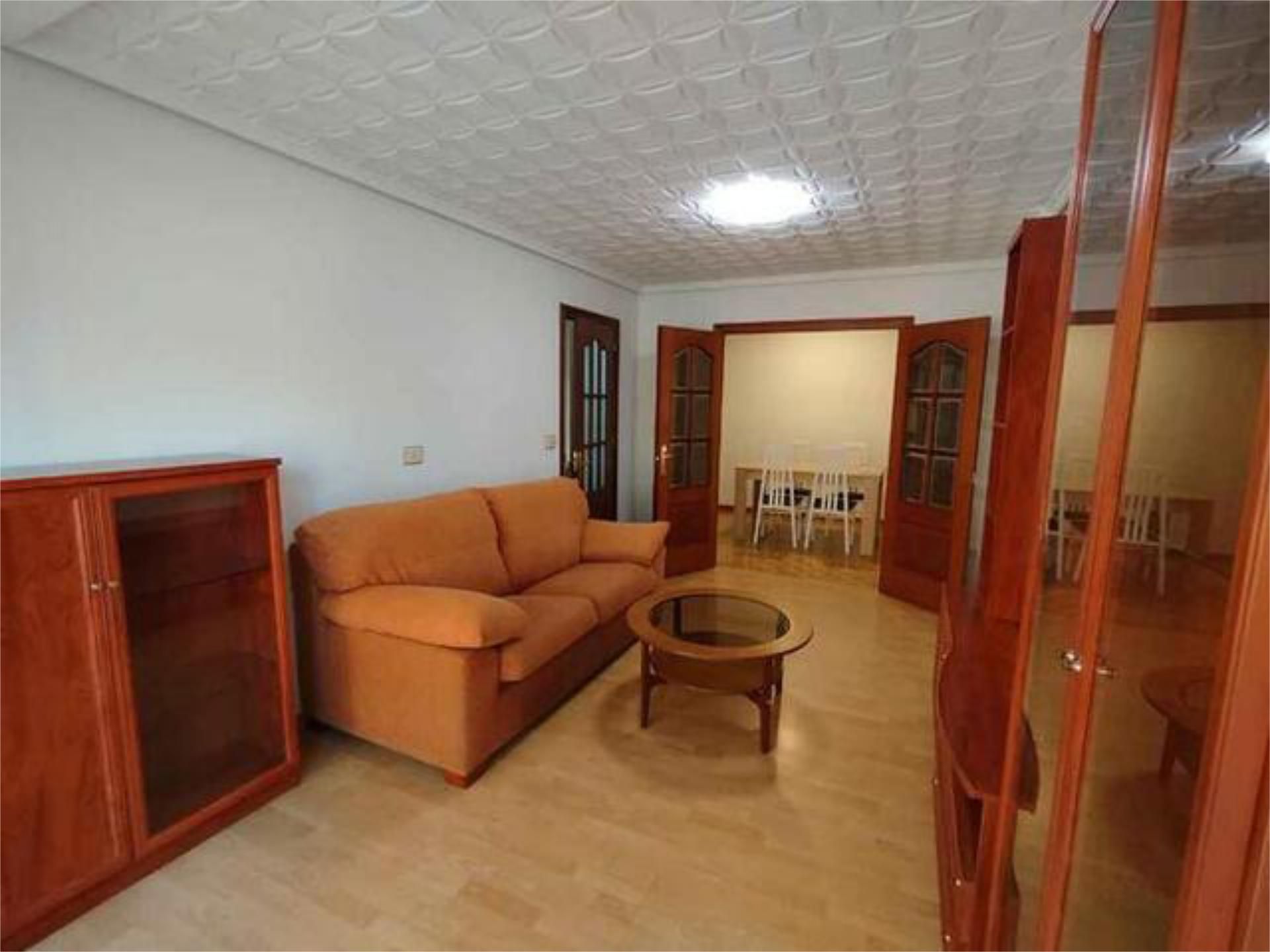 Sala de estar de Piso de alquiler en Lugo Capital con Calefacción, Terraza y Amueblado