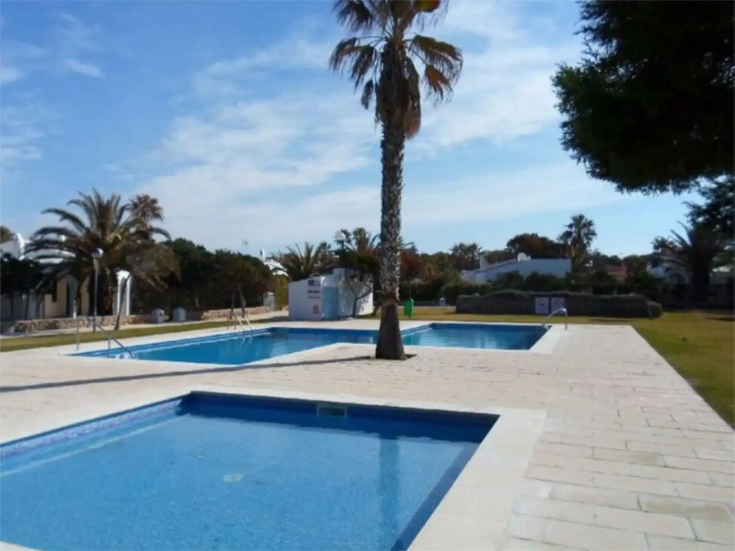 Pis en venda a Carrer de Mestral, 3, Cala en Blanes Piscina de Pis en venda en Ciutadella de Menorca amb Piscina i Balcó
