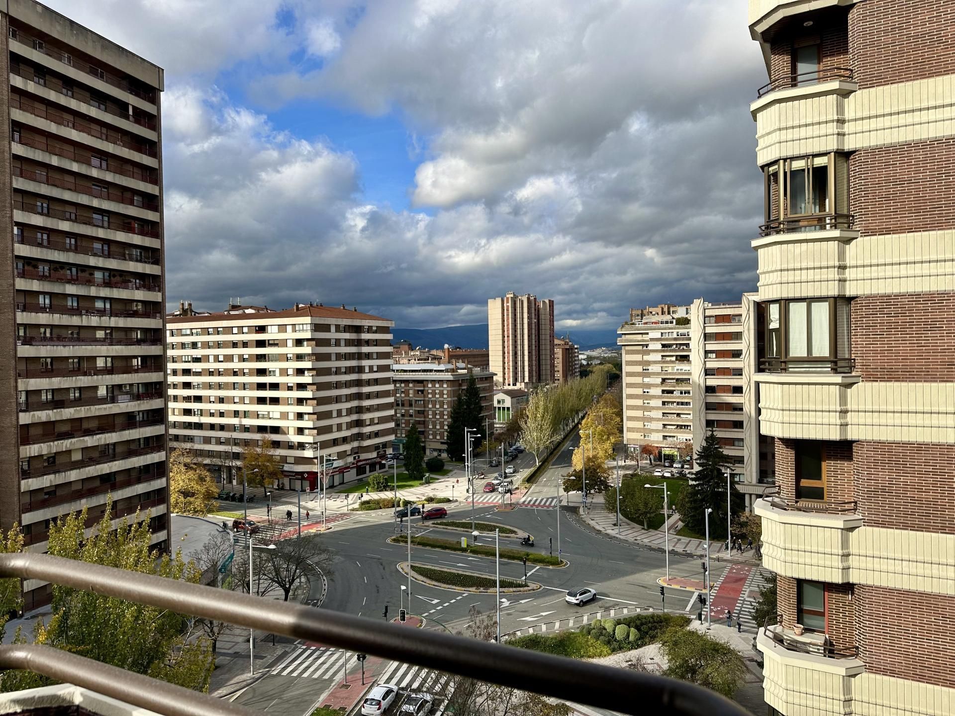 Exterior view of Flat for sale in  Pamplona / Iruña