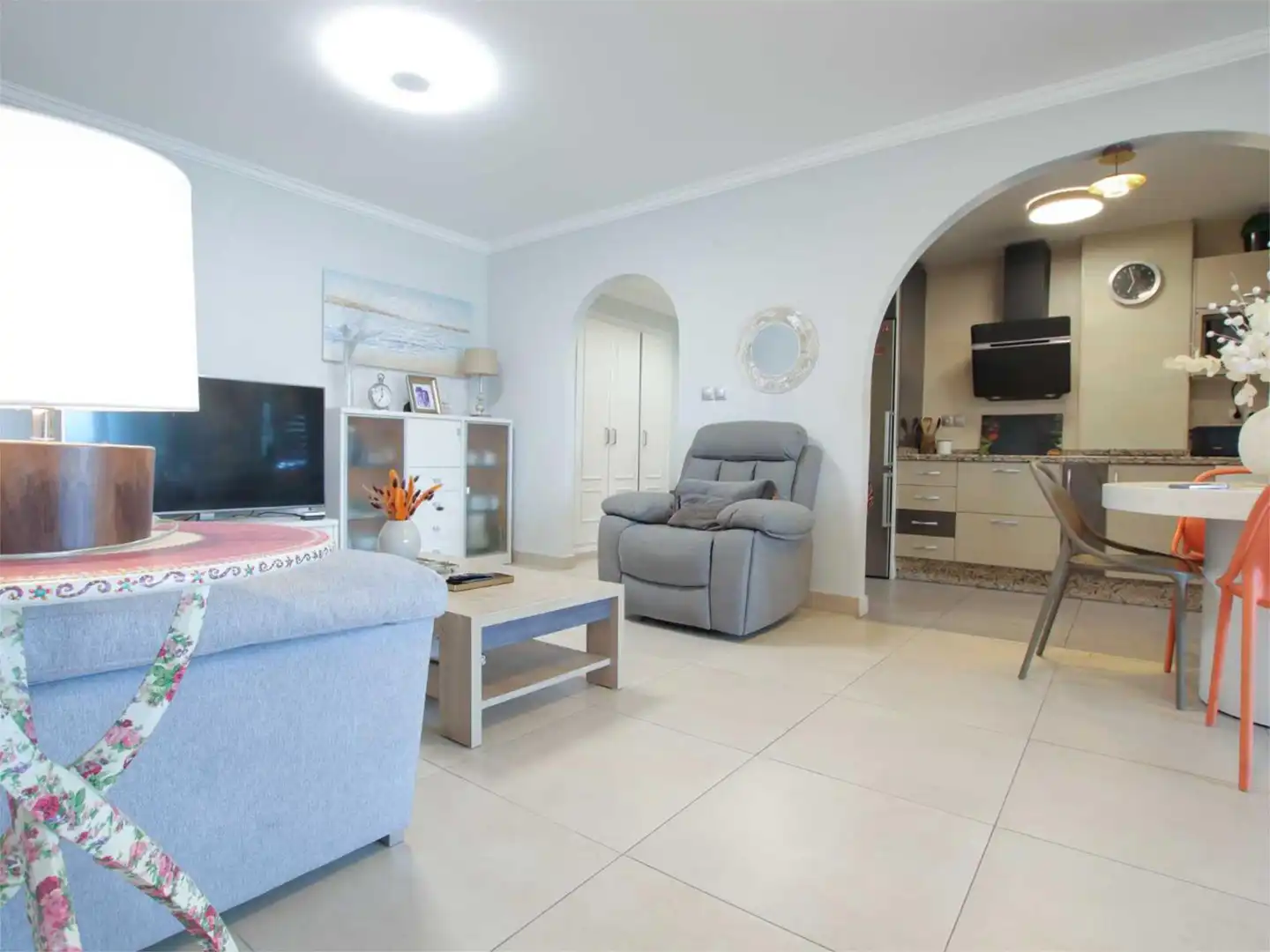 Wohnung zum Verkauf in Avenida Jacaranda, 4, Las Chapas - Alicate Playa Wohnzimmer von Wohnung zum Verkauf in Marbella mit Heizung, Terrasse und Abstellraum