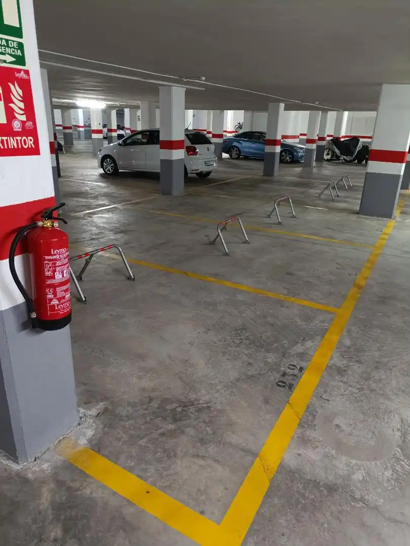 Garage zum Verkauf in Calle Santísimo Cristo del Mar, 24, Puerto Parkplatz von Garage zum Verkauf in Jávea / Xàbia mit Alarm