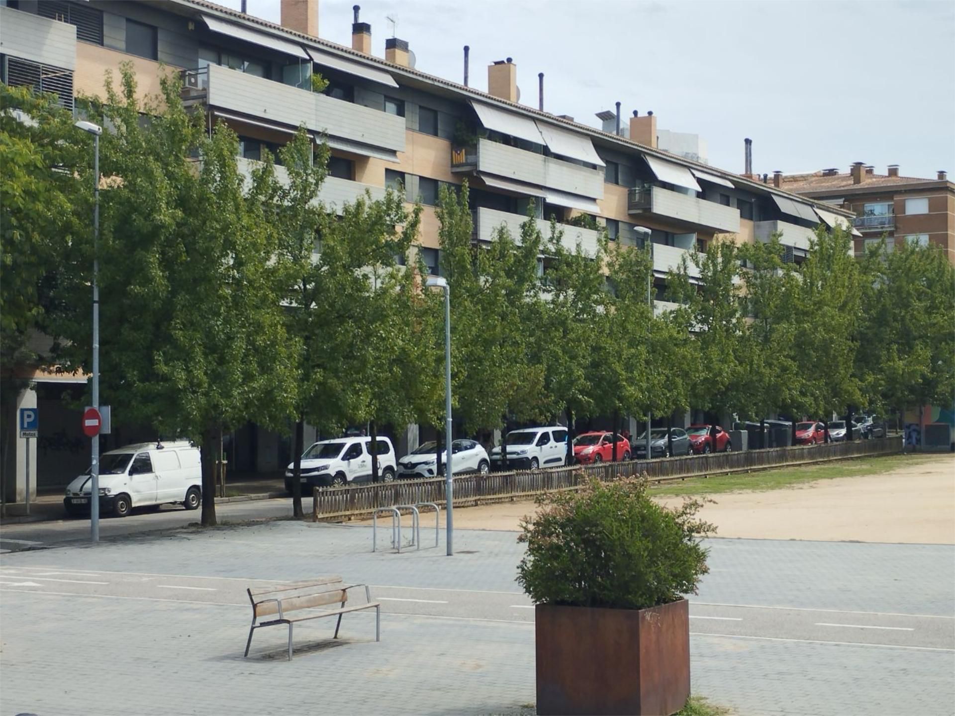Parking de Piso en venta en Girona Capital con Aire acondicionado, Calefacción y Terraza