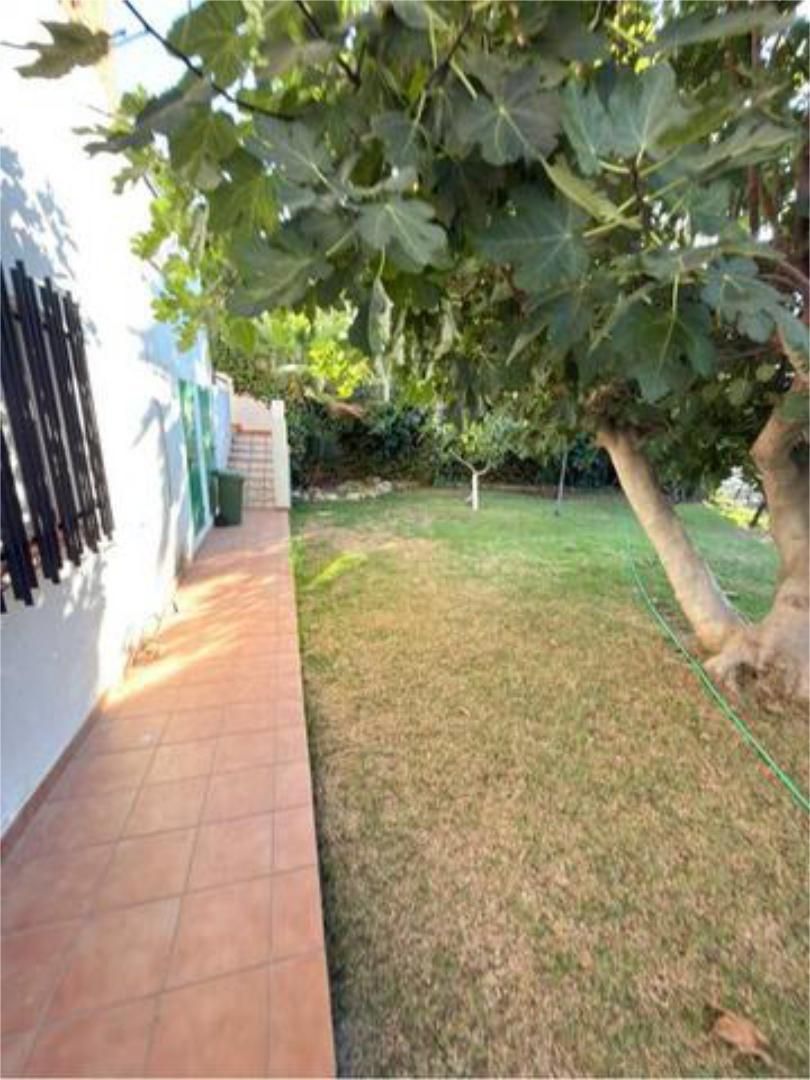 Casa adosada en venda a El Palo Jardí de Casa adosada en venda en Málaga Capital amb Calefacció, Jardí privat i Terrassa