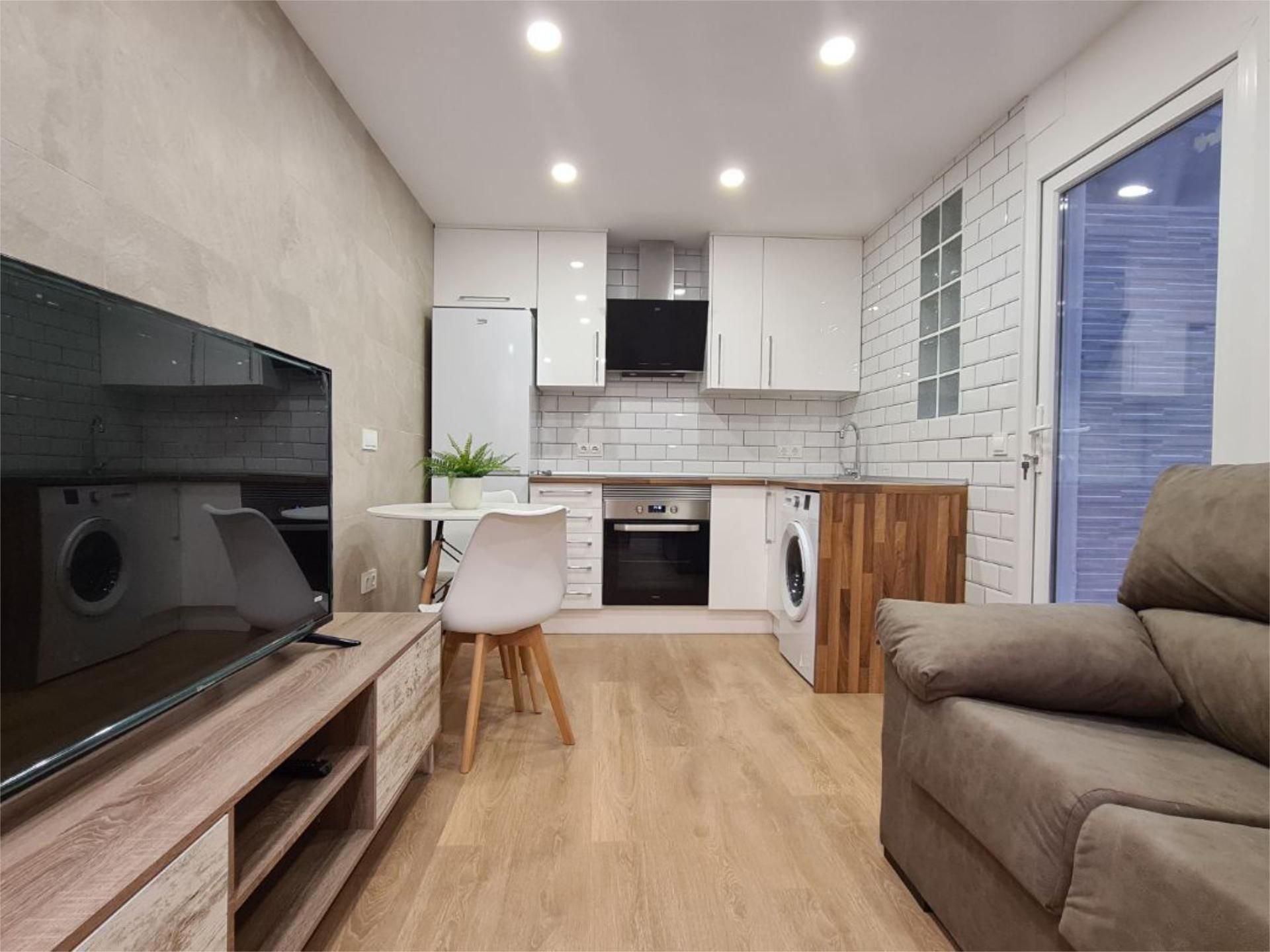 Cocina de Piso de alquiler en Alicante / Alacant con Aire acondicionado y Amueblado