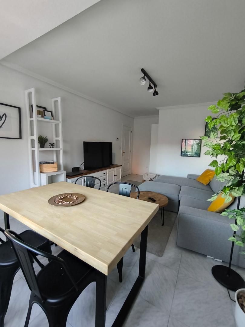 Living room of Flat for sale in Benavente  with Balcony