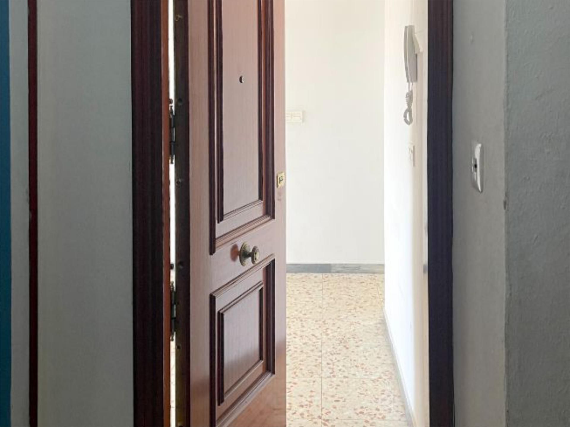Flat for sale in Albatera  with Balcony