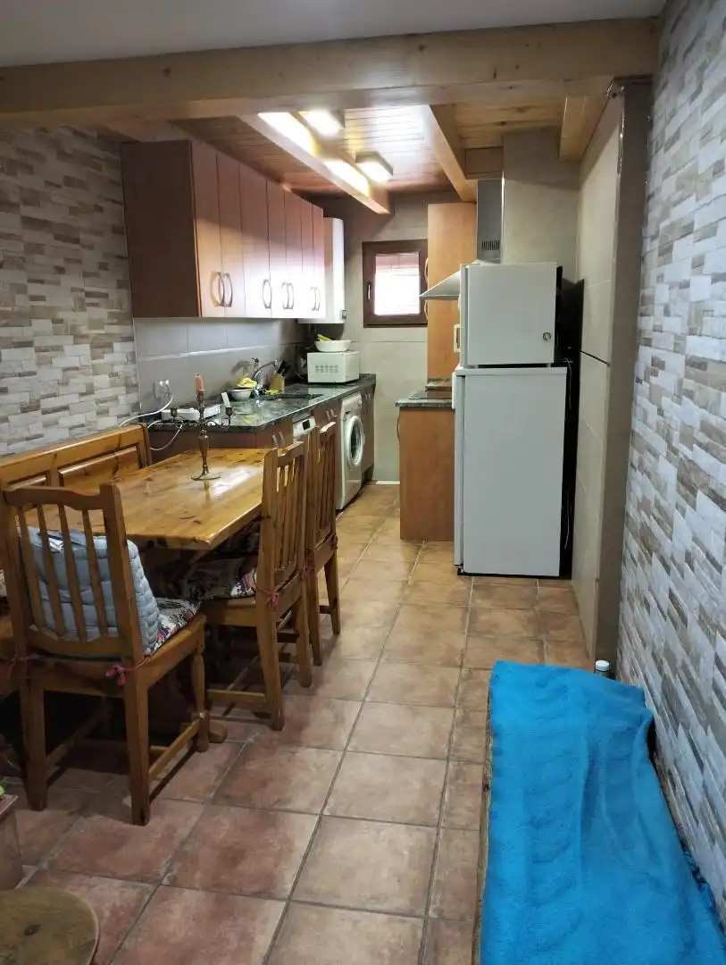 Houses for sale in Calle Real, 47, Rascafría Kitchen of Houses for sale in Rascafría with Heating, Terrace and Storage room