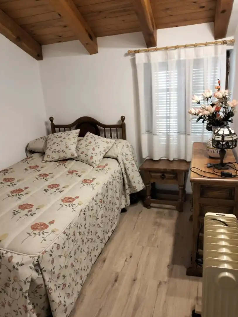 Houses for sale in Calle Real, 47, Rascafría Bedroom of Houses for sale in Rascafría with Heating, Terrace and Storage room