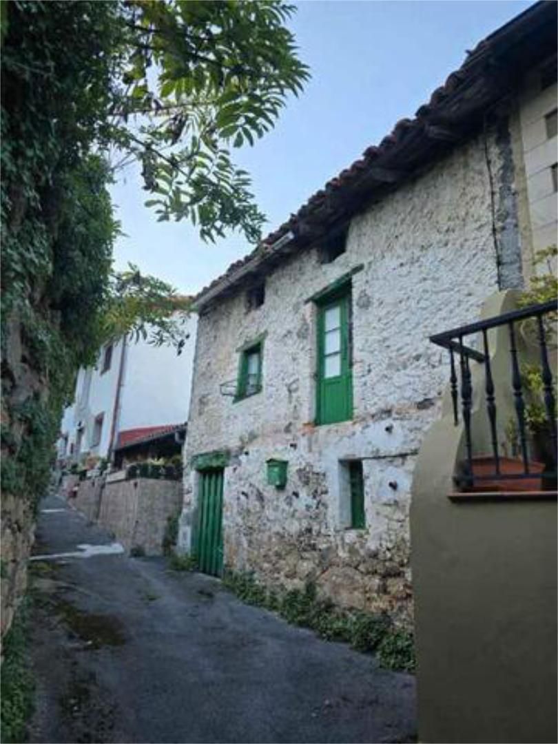 Vista exterior de Casa o xalet en venda en Castro-Urdiales