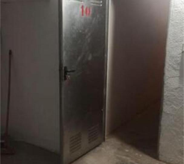 Photo 1 of Box room to rent in Estación, Madrid